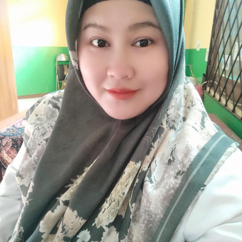 Asri Fazriah Febriany, S.Pd