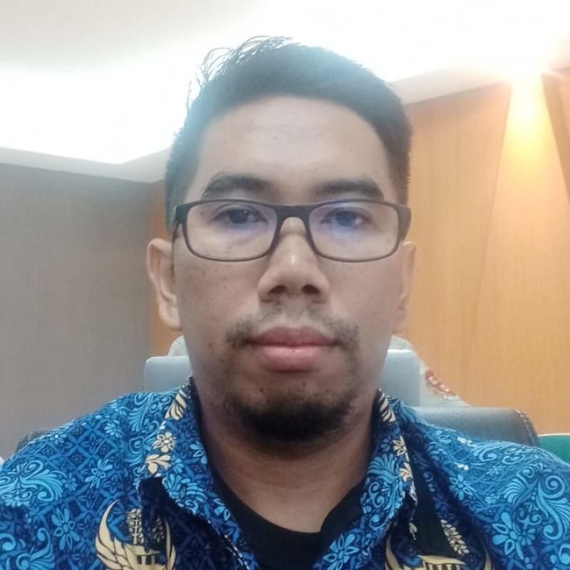 Fhyan Hadiat, S.Kom.